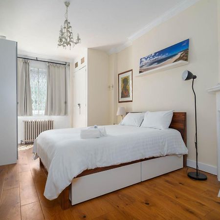 Guestready - Former Pub-Turned-One Bedroom Flat London Eksteriør billede